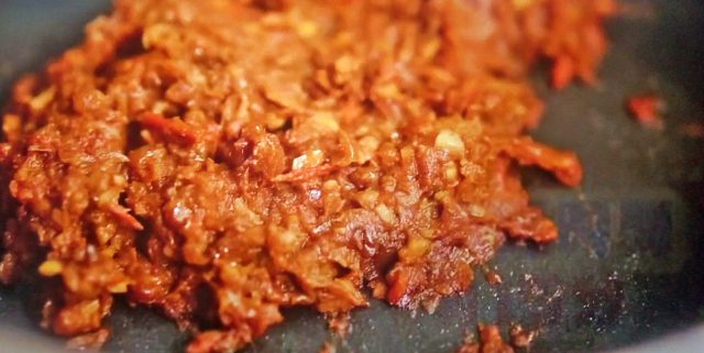 【ヒルナンデス】印度カリー子のスパイスカレーレシピまとめ｜鶏肉と大根の白味噌カレー・メカジキカレー・ポテトドリア風カレー・マダラと明太子カレー