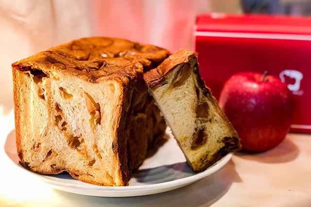 【教えてもらう前と後】ずっしり贅沢りんご食パン(リトルプリンセス)の通販お取り寄せ｜夏のおすすめ手土産スイーツ