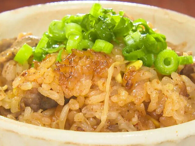 【家事ヤロウ】韓国風ピリ辛炊き込みご飯のレシピ｜エバラ食品公式炊き込みご飯レシピ