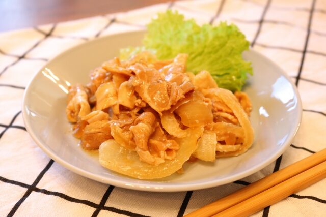 【土曜は何する】豚肉の生姜焼きのレシピ スーパーの安いお肉格上げ料理 長田絢先生