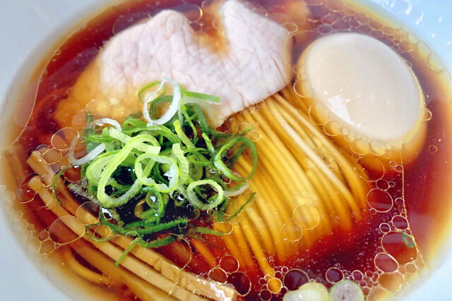 【行列のできる相談所】特上醤油らぁ麺ラーメンブレイクビーツ(東京祐天寺)SUSURUおすすめ地元麺