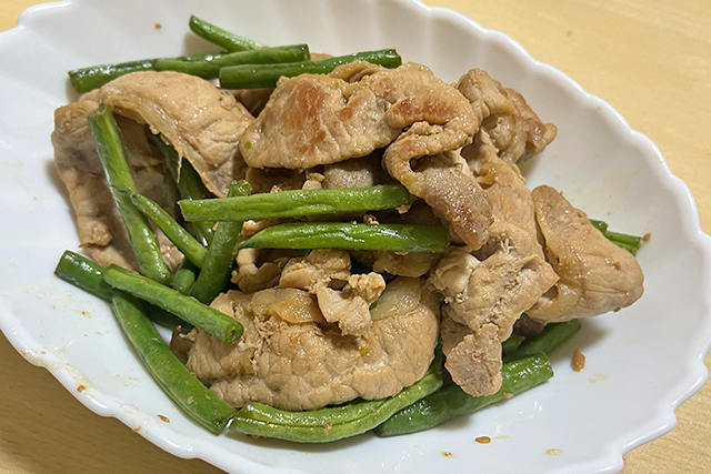 【DAIGOも台所】豚肉とインゲンの炒め物のレシピ｜子どもも喜ぶ豆料理