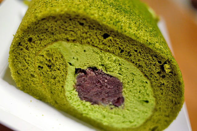 【ざわつく金曜日】抹茶ロールケーキ『伊勢抹茶ガトーコンフィチュール』通販お取り寄せスイーツ