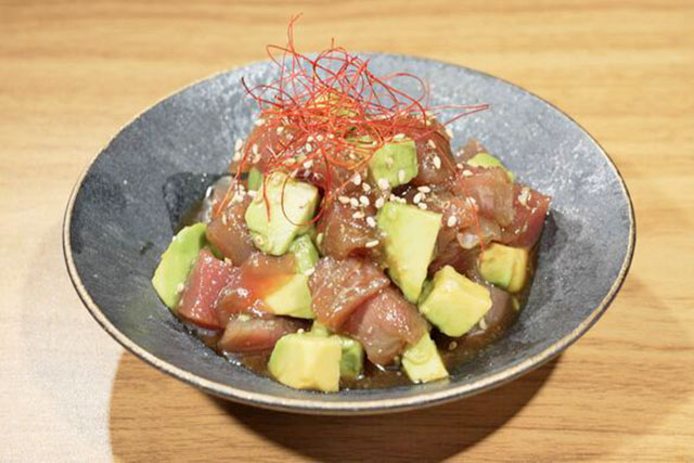 【ヒルナンデス】カツオとアボカドのユッケの時短レシピ 髙地優吾キャンプ飯