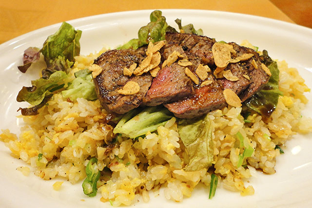 【ラヴィット】ヤケクソガーリックライスのレシピ ラランドサーヤさん夜食料理