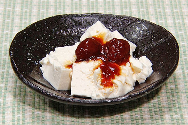 【DayDay】梅干しの種しょうゆで食べる冷奴のレシピ 亜希のざっくりキッチン