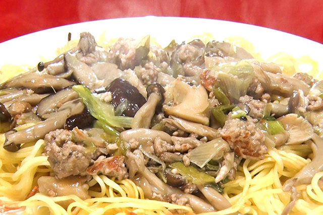 【ぐるナイ】きのこあんかけ焼きそばのレシピ 鉄人シェフの中村和成シェフと料理対決