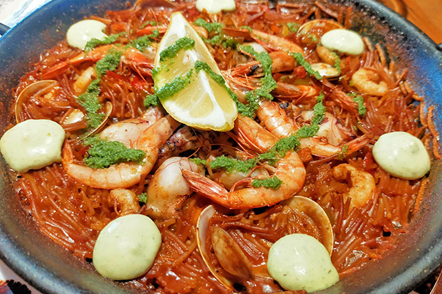 【ラヴィット】本格パエリア麺のレシピ 水田信二さんインスタント麺アレンジ料理