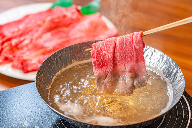 【ざわつく金曜日】松阪牛の水だきしゃぶしゃぶ(牛銀本店)豚しゃぶVS牛しゃぶ究極の2択しゃぶしゃぶ対決