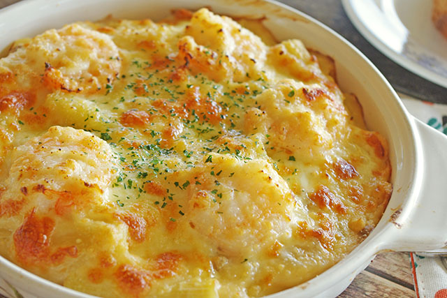 【ざわつく金曜日】鶏もも肉のアーリオオーリオグラタン『和歌山グラタンカフェ』ビーフシチューVSグラタン究極の2択対決