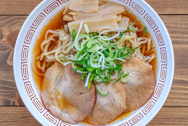 【ざわつく金曜日】中華そば『山形琴平荘』旅館で出される期間限定ラーメン