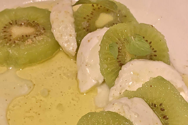 【きょうの料理】キウイとモッツァレラチーズのサラダのレシピ 長谷川あかりさん20分で晩ごはん