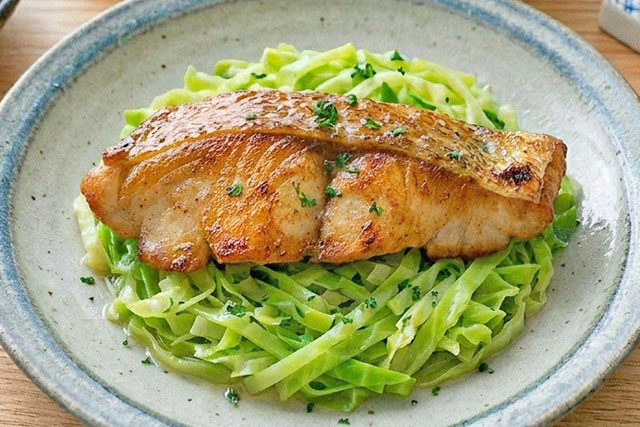 【きょうの料理】たいのムニエル春キャベツのハーブ蒸しのレシピ どいちなつさん淡路島料理