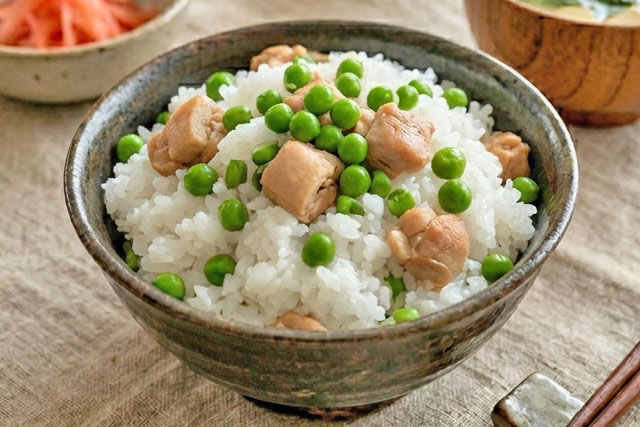 【きょうの料理】チキン豆ご飯のレシピ 小西雄大シェフのモダン和ごはん