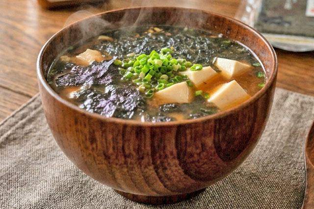 【きょうの料理】海苔と豆腐の味噌汁のレシピ しらいのりこさん海苔レシピ