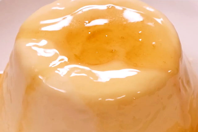 【瞬間回答】プリンを卵とバニラアイスだけで電子レンジで超簡単に作るレシピ 片岡護シェフ直伝