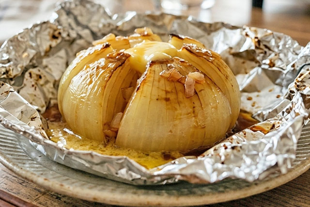 【DayDay】新玉ねぎのホイル焼きのレシピ(繁昌知洋)亜希のざっくりキッチン